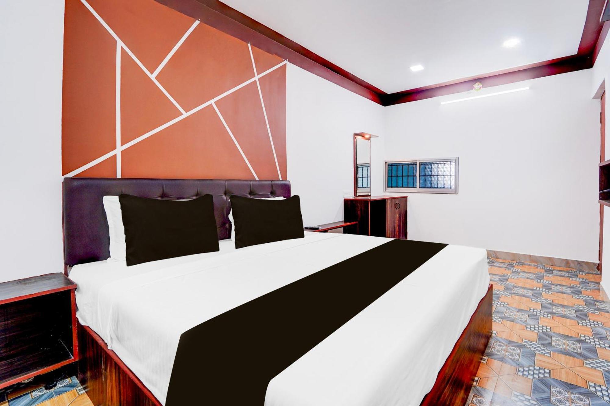 Hotel O Anandha Inn Rooms Tirupparangunram Екстер'єр фото